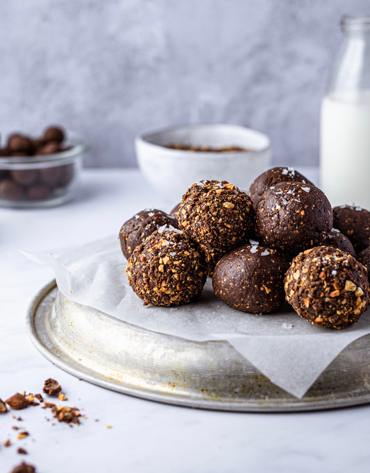 Five-Ingredient Chocolate Hazelnut Bliss Balls